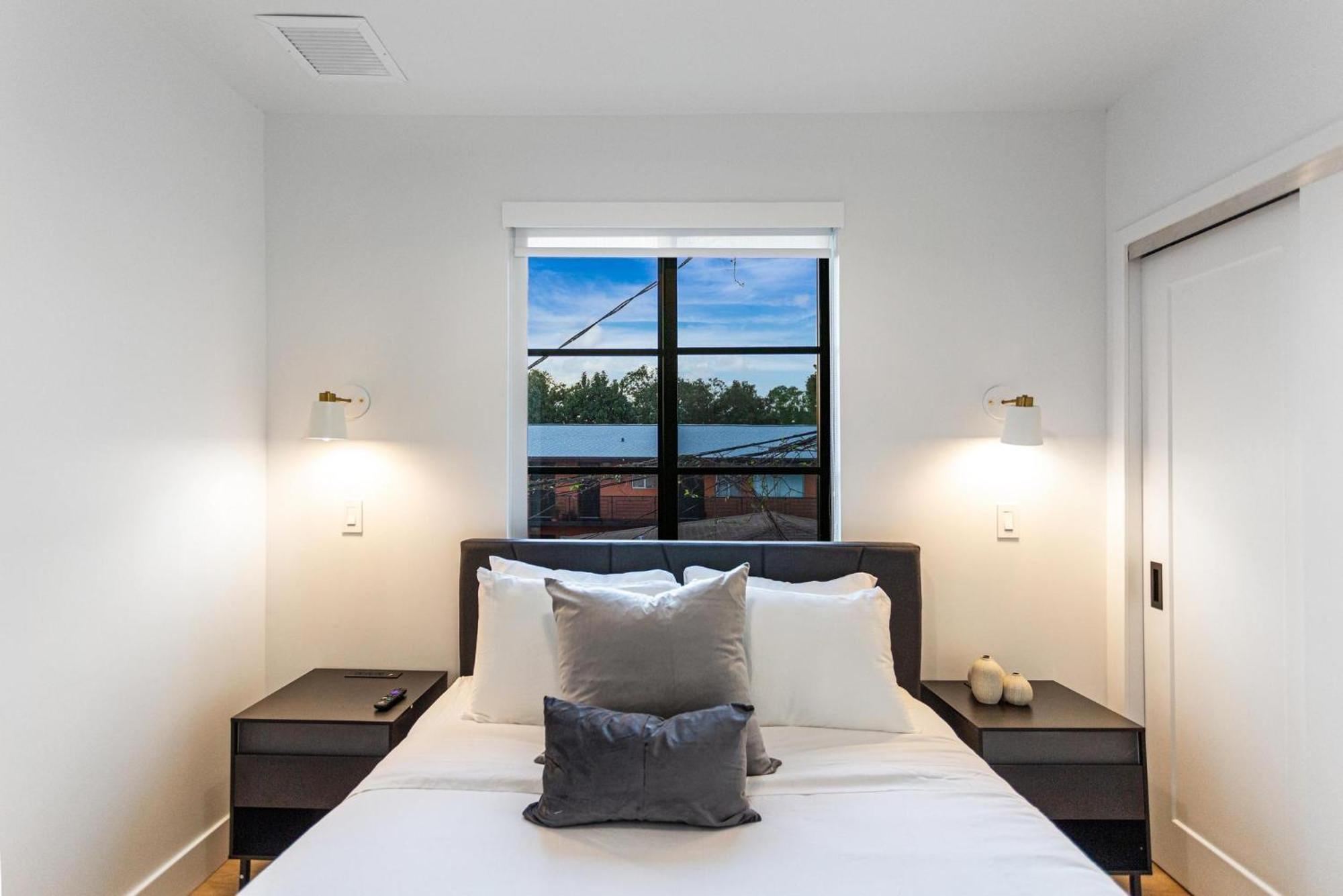 Lux Retreat By Renzzi Apartment Miami Exterior photo